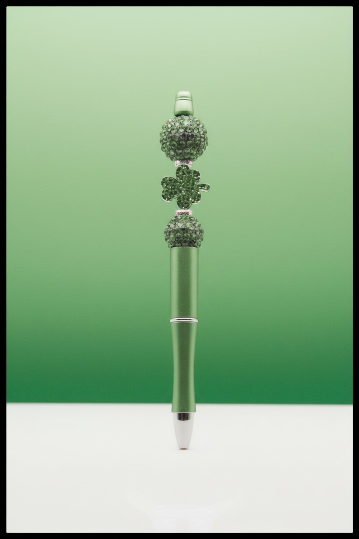 Clover Focal Bead Pen II