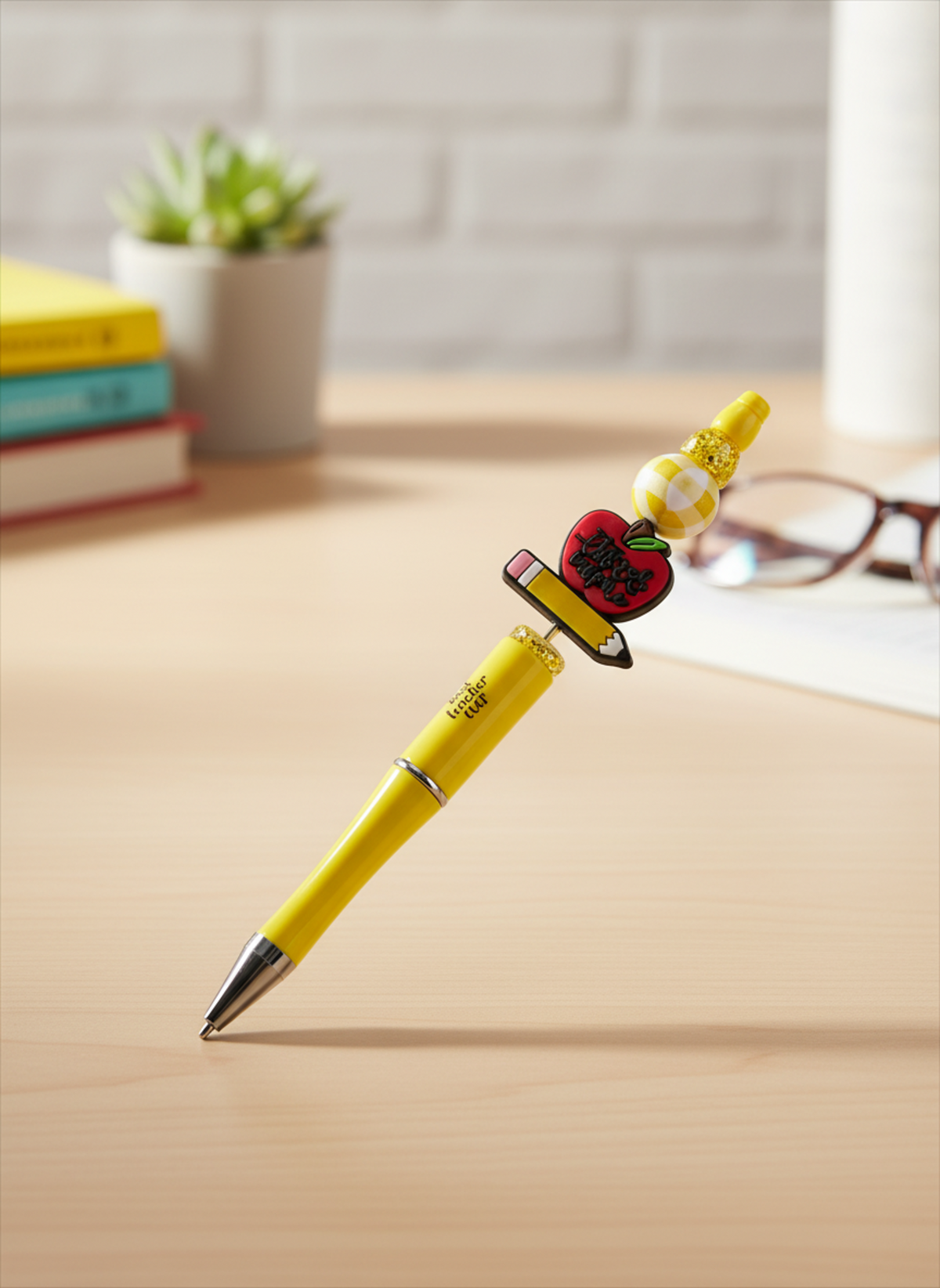 Apple Focal Bead Yellow Best Teacher Pen
